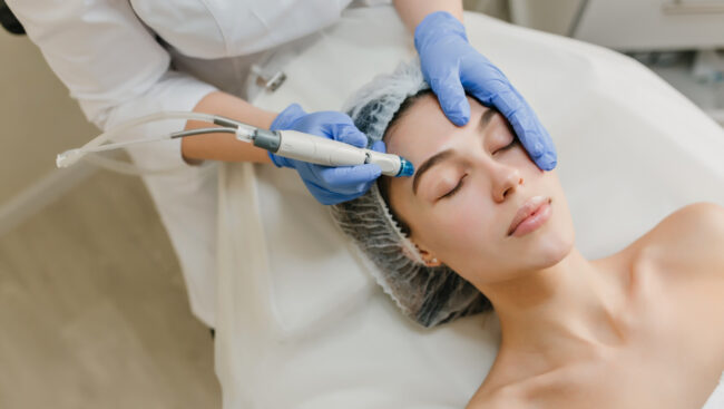 Why Hydrafacials Are the Ultimate Summer Glow Treatment